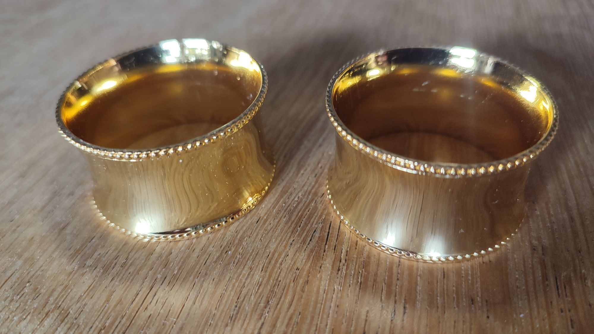 Obrączki złote na serwetki dwie wigilia wigilijny stół