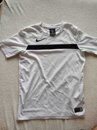 Koszulka Nike rozmiar 128