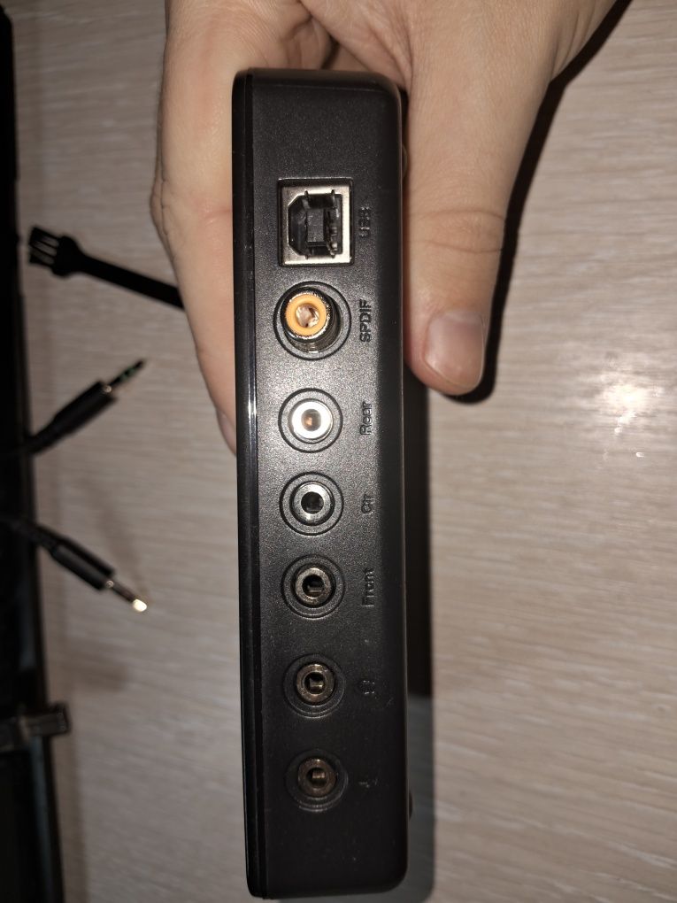 Зовнішня аудіокарта ASUS XONAR U5