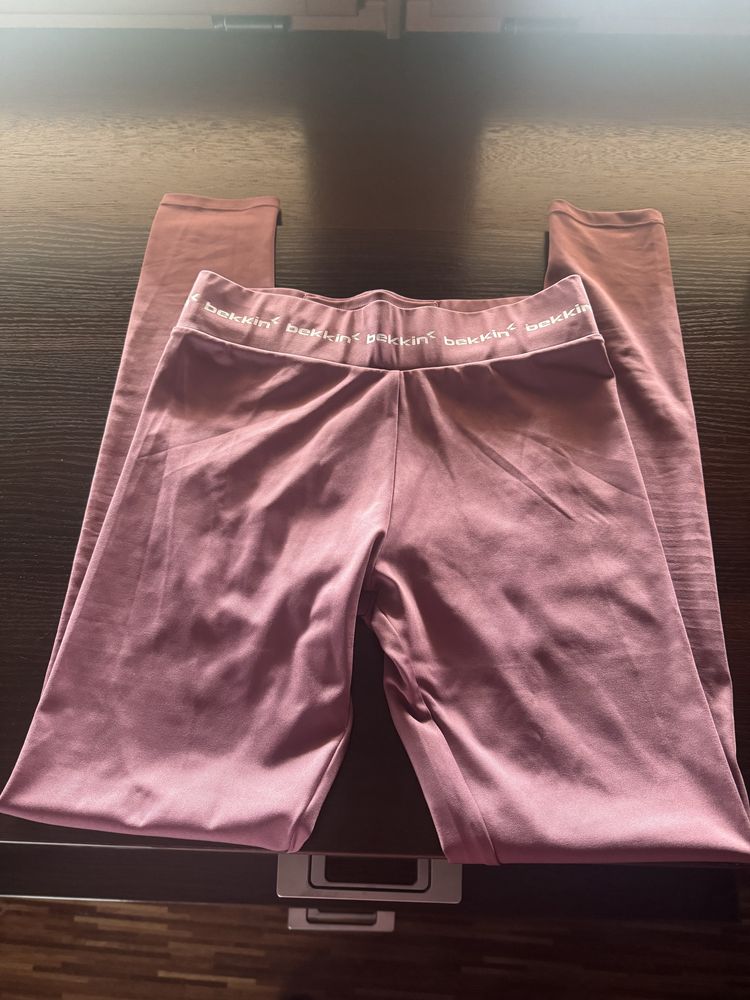 Legginsy sportowe Bekkin jak nowe S-L rôżowe wygodne logowane