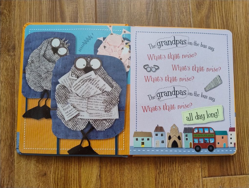 Книга англійThe wheels on the bus. Книга англійською для найменших.