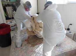 Sprzątanie i dezynfekcja po zgonach i pożarach opróżnianie mieszkań