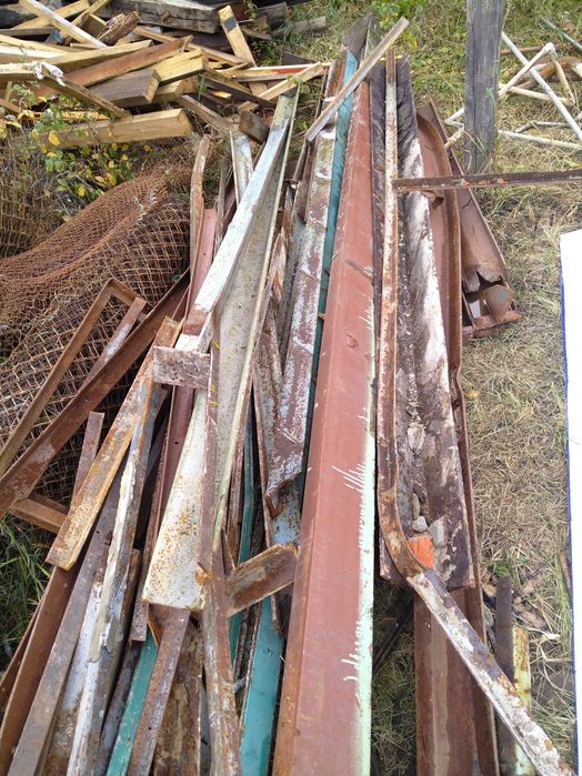 Метал бу швелер, двотавр, трубы уголок, рельси, столбы, шифер