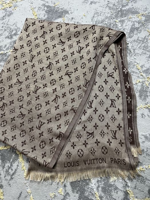Szal apaszka chusta Louis Vuitton Paris
