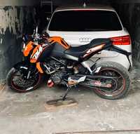 KTM Duke 125. 2011rok