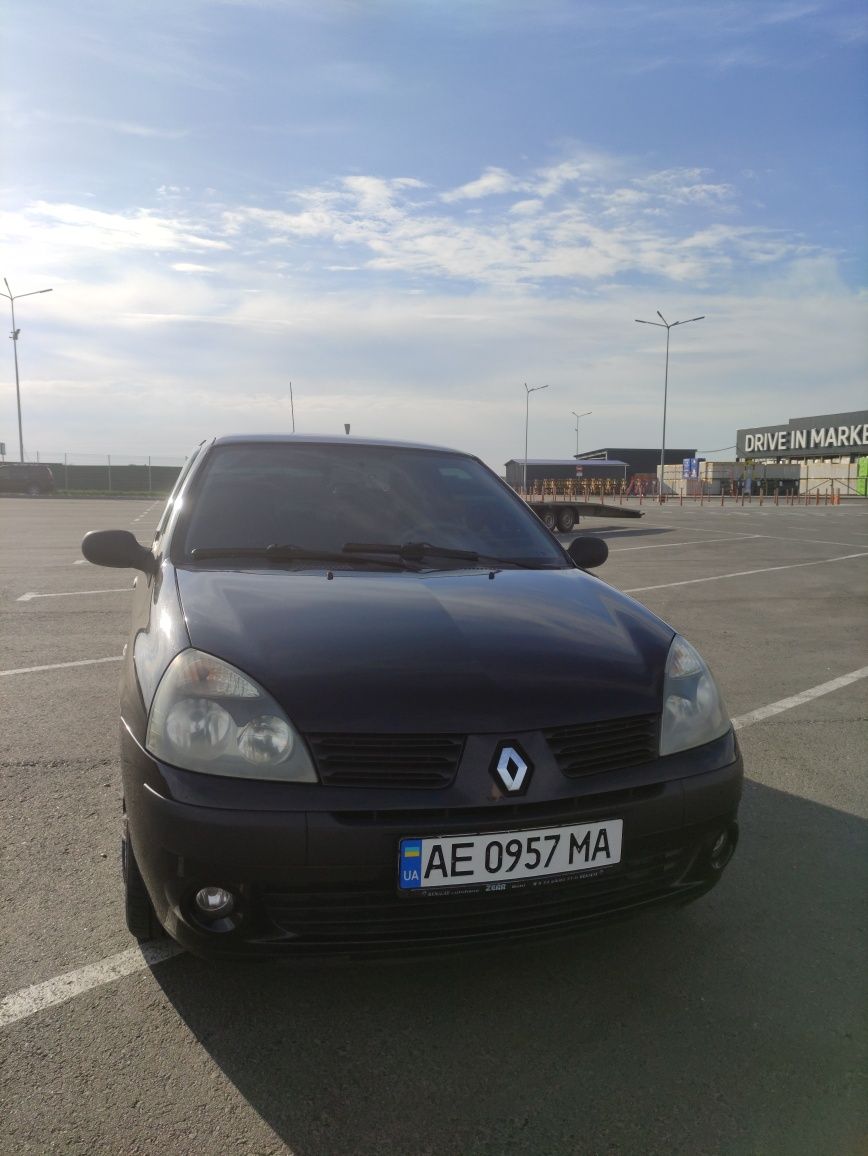 Renault Clio II хэтчбек