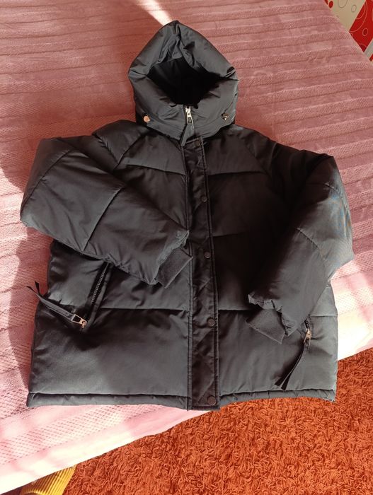 Продам зимову куртку