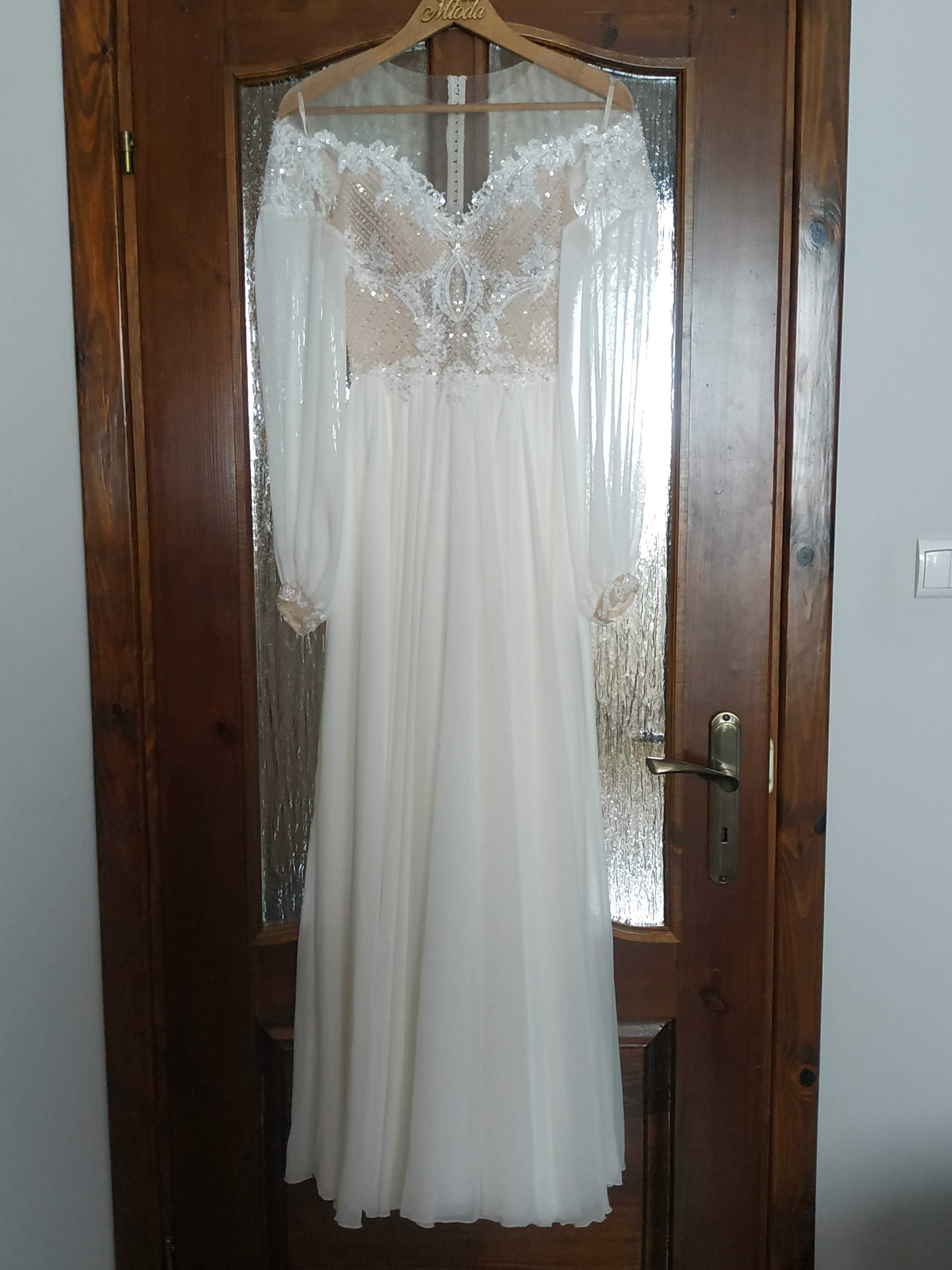 Suknia ślubna model L 21-06