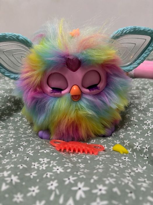Hasbro Furby 2.0 Tęczowy