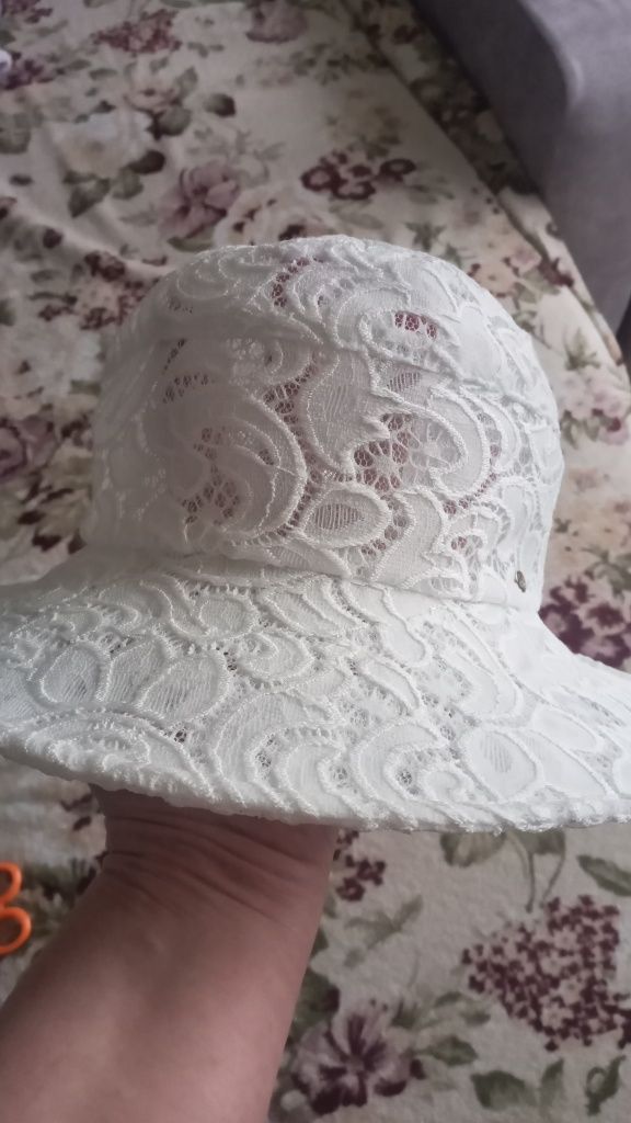 Продам панамка женская.