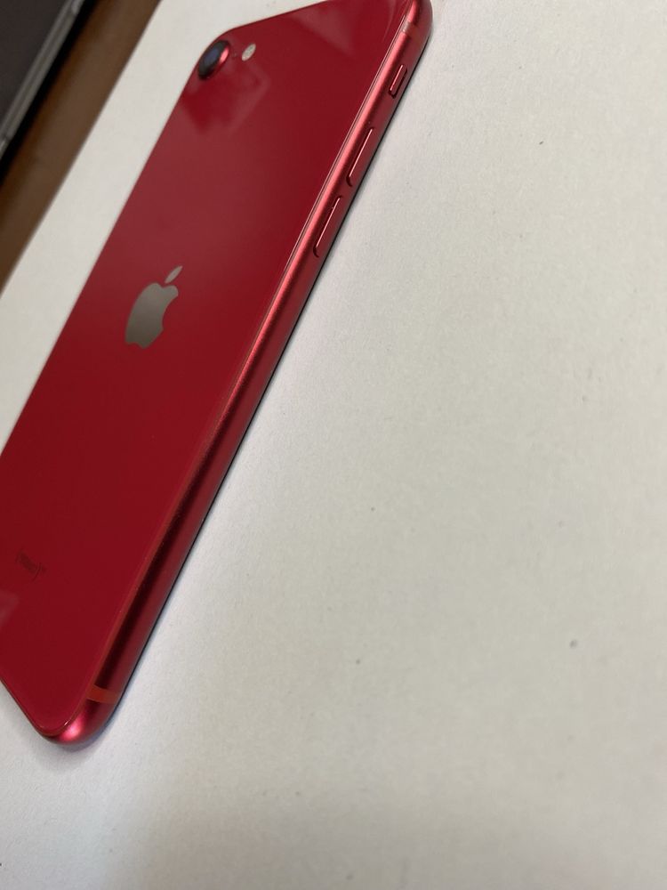 iPhone SE red 64gb