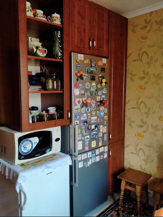 Продам 3к квартиру з меблями і технікою в Броварах