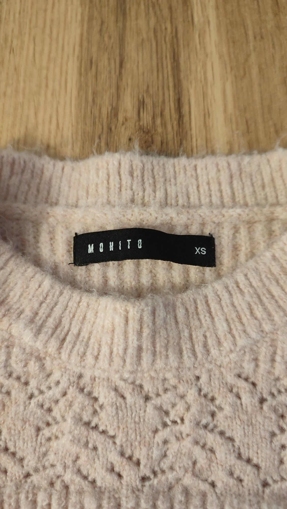 Sweter pudrowy róż Mohito rozmiar XS