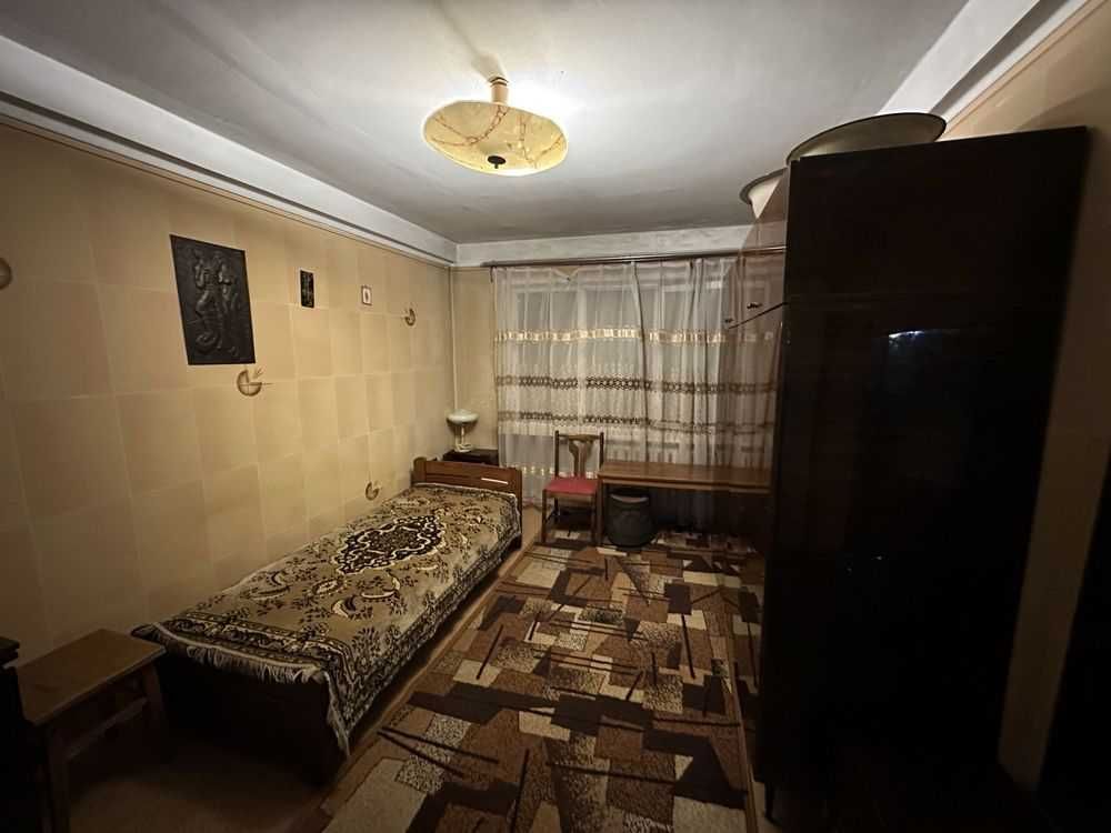 Продается 2-х комн. квартира на Пушкина в жилом состоянии 46 кв. м