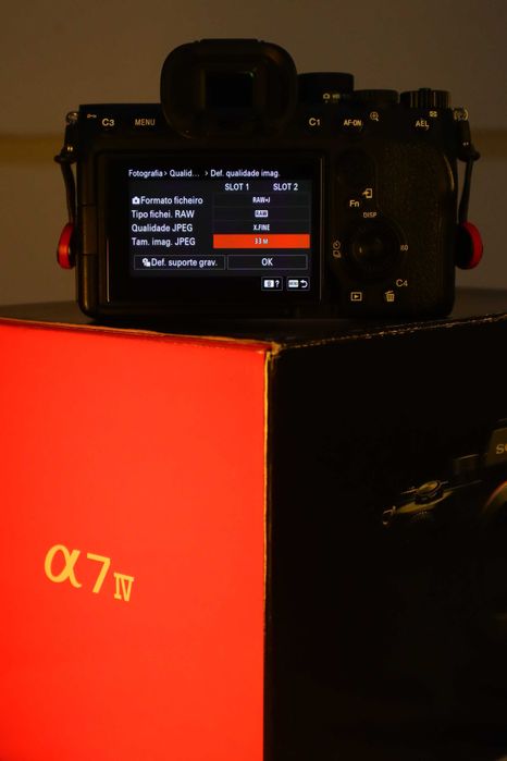 Sony A7 IV (Corpo) – Full-Frame Híbrida de Última Geração