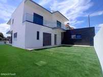 Moradia T4 para venda