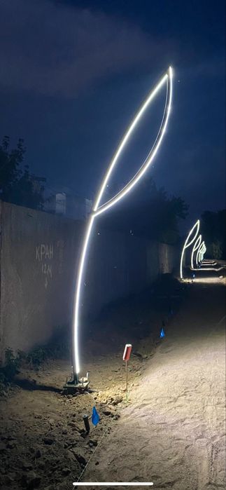 Стовпи освітлення