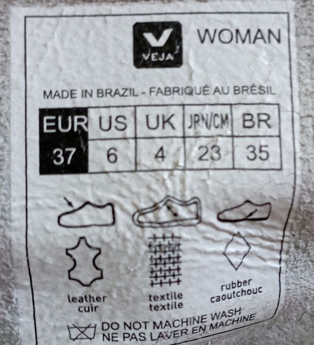 Оригінальні шкіряні  жіночі кросівки Veja розмір 37