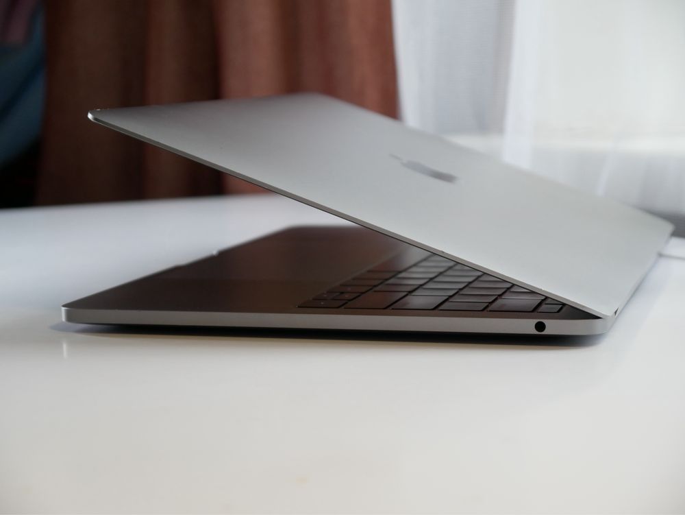 MacBook Pro 2017 | i5 2,3Ghz | 8gb Ram | 128gb