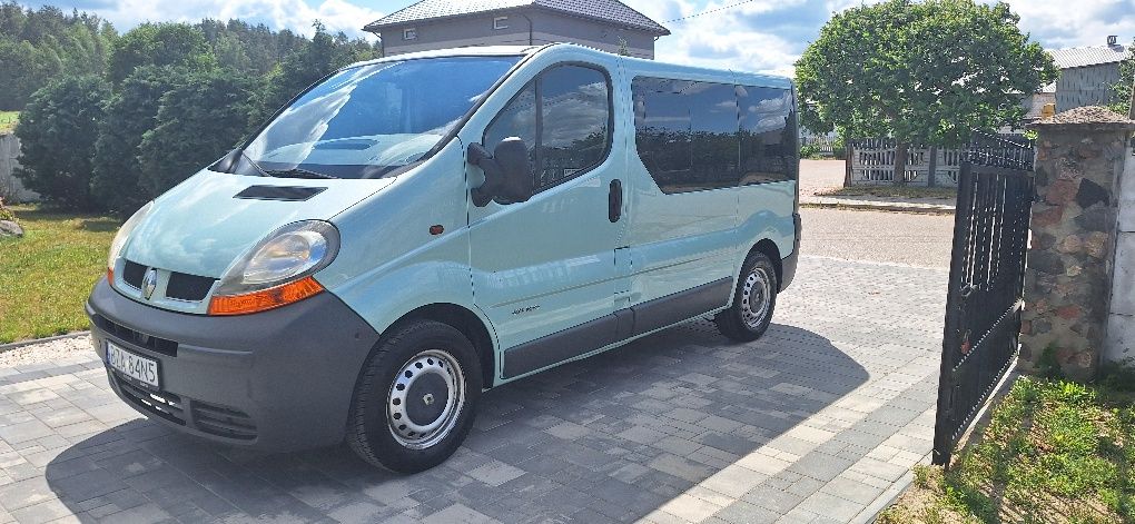 Renault Trafic 1.9 CDTI 9 osobowy