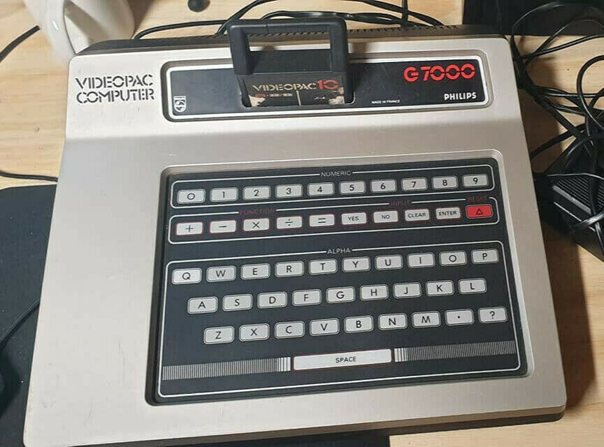 Philips Videopac G7000 with 10 games