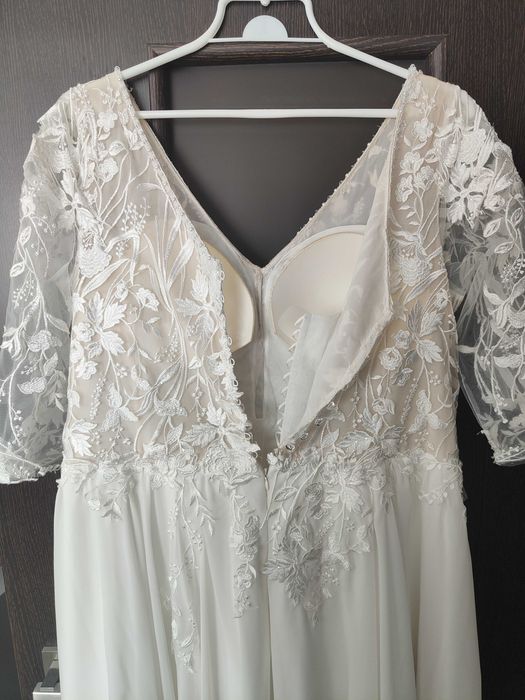 Suknia ślubna 44/46/48