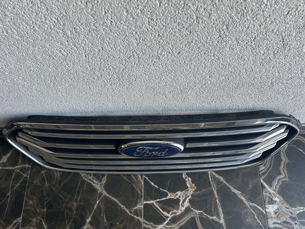 Решітка радіатора Ford Transit Custom