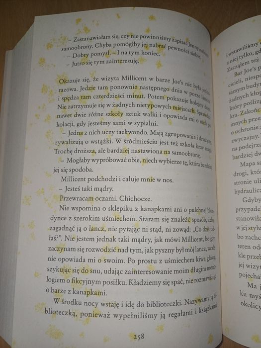 Książka „moja doskonała żona"