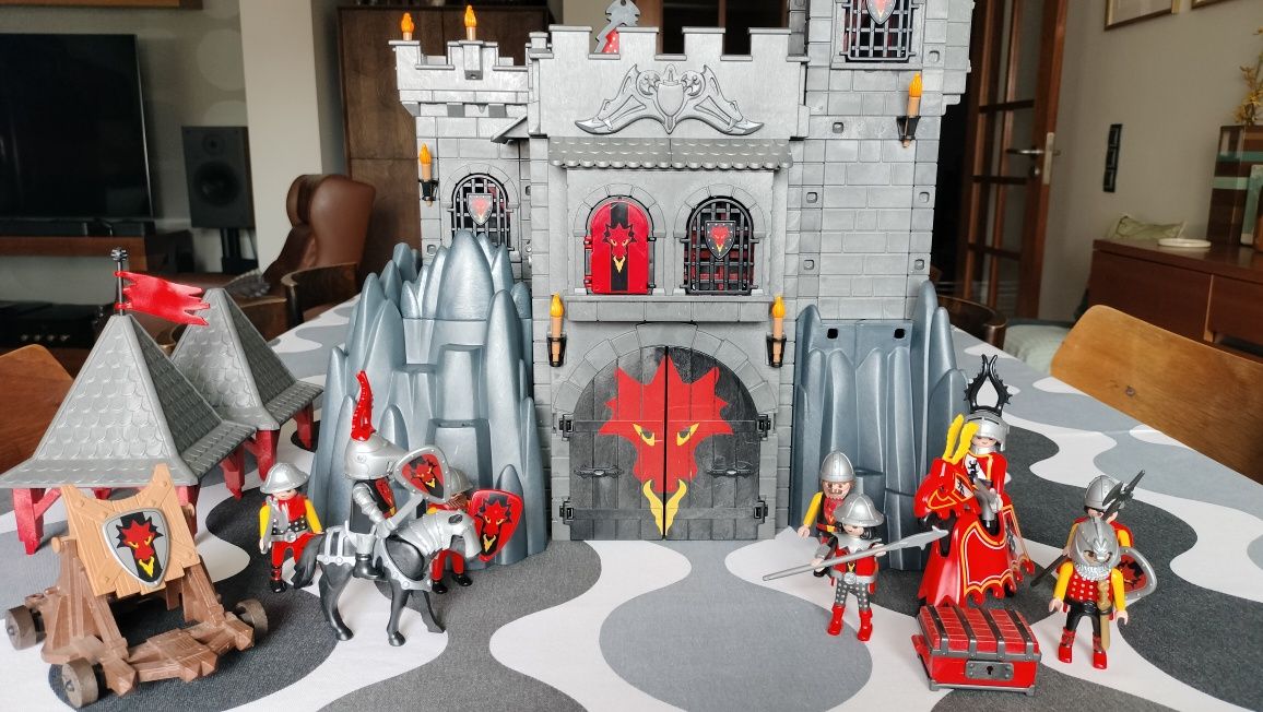 Playmobil Castelo da Rocha do Dragão