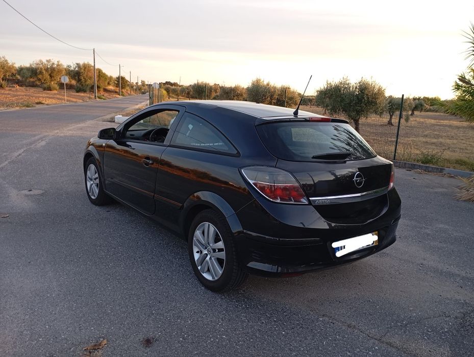 Opel Astra GTC 1.3 CDTi