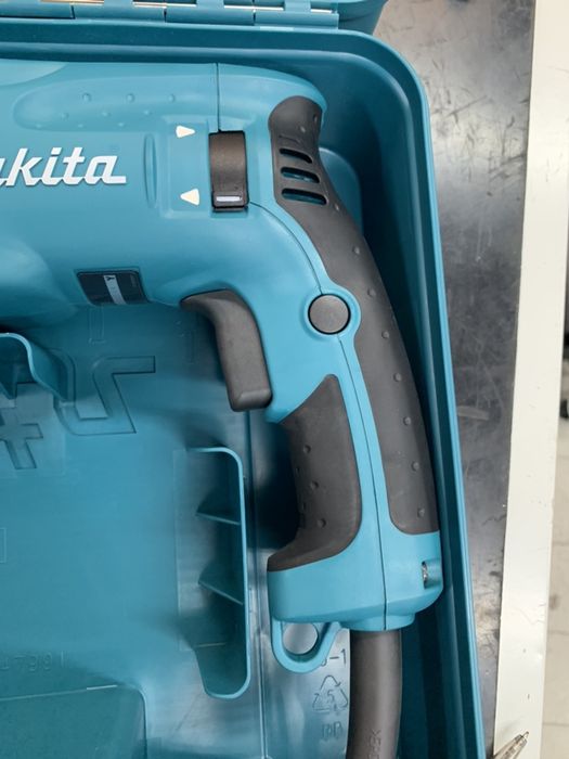 Martelo Ligeiro 22 mm Makita HR2230