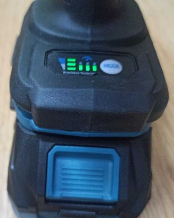 Klucz udarowy Onevan 2800Nm, 2 aku 4Ah,