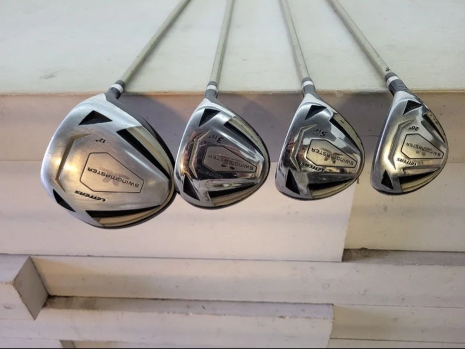 Conjunto de ferros de golfe