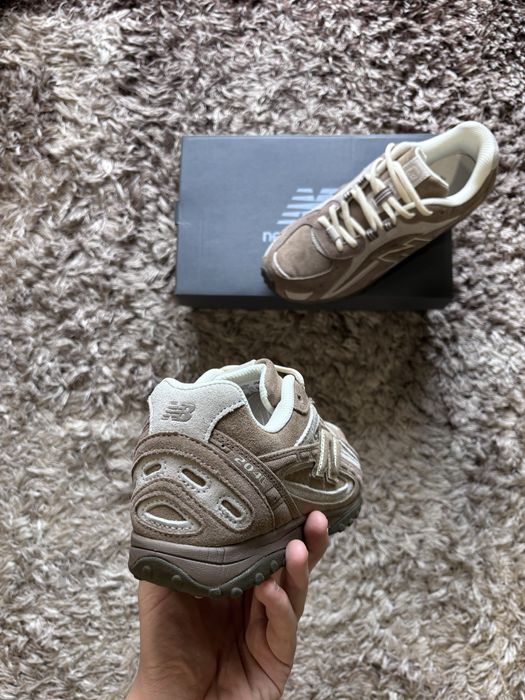 New Balance 204L - Mushroom Arid Stone