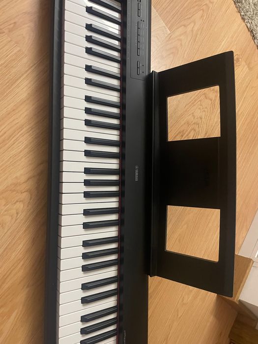 teclado com suporte como novo!