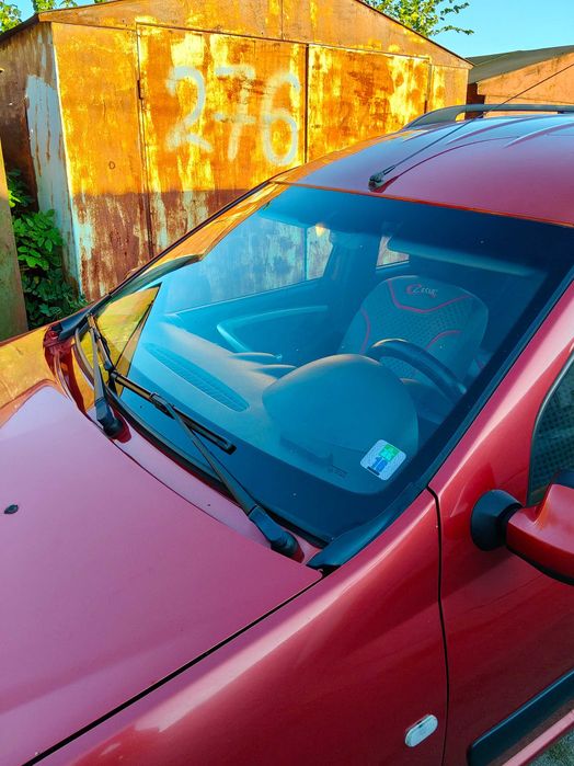 Дачія Логан універсал 7 місць газ бензин