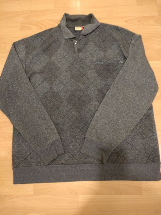 Męski sweter szary