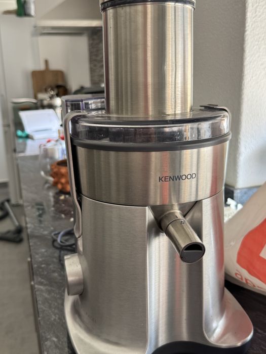 Centrifugadora para sumos naturais