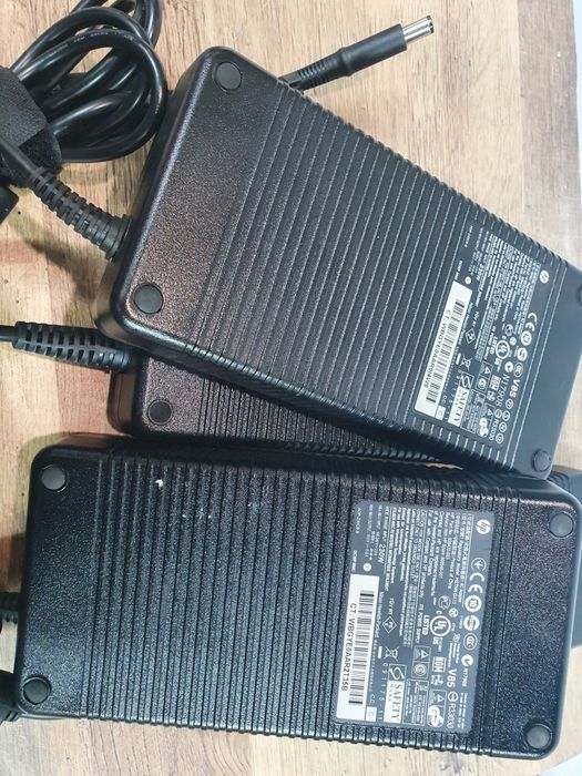 Зарядка Блок питания HP зарядное 230W оригінал