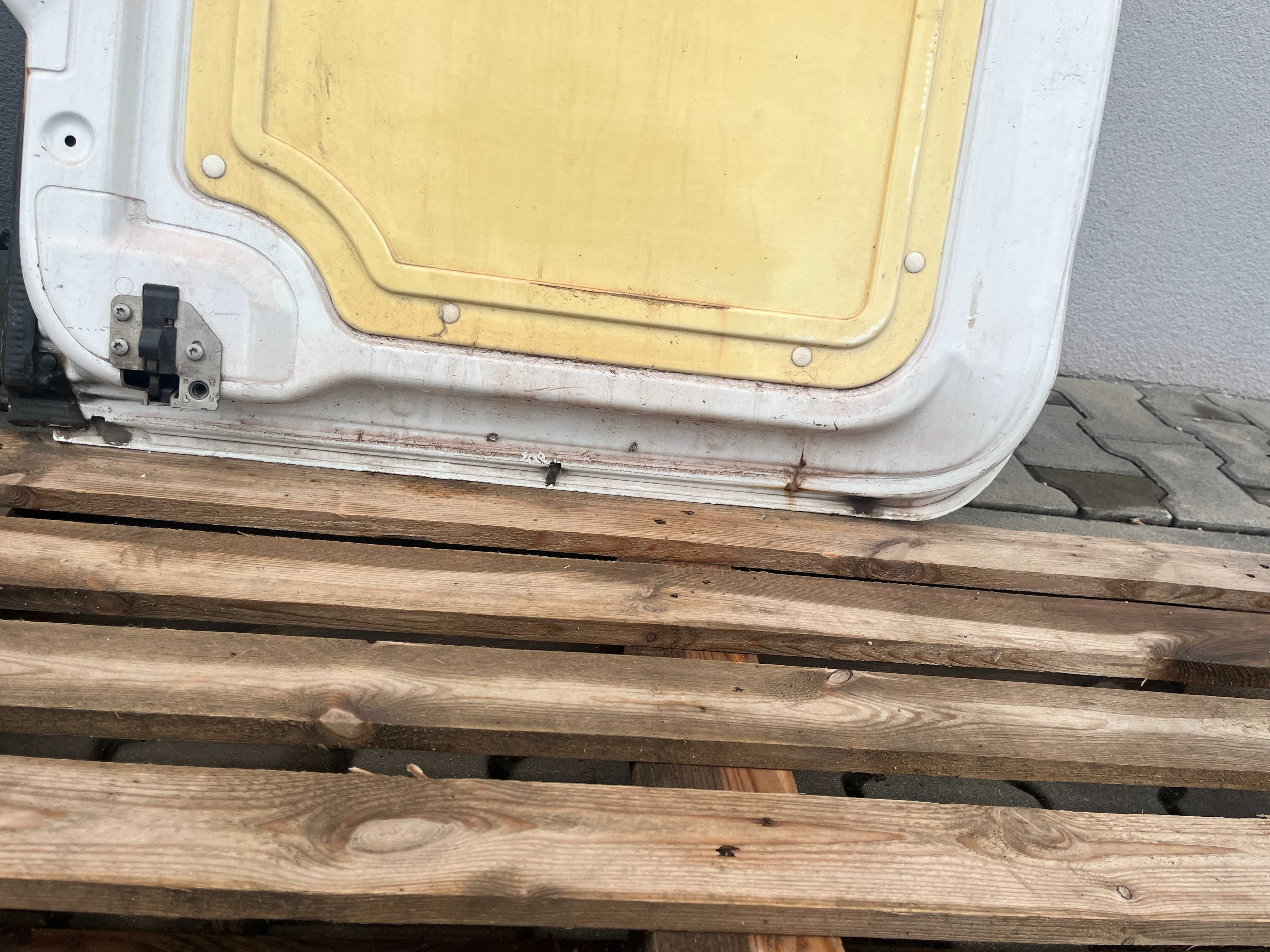 Komplet Drzwi Tylnych Mercedes Sprinter W906 KPA2596-07
