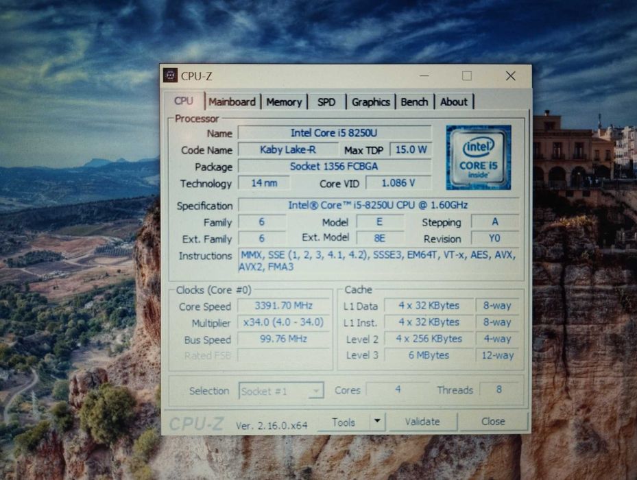 Laptop LENOVO Intel Core i5-8250U, 20GB RAM DDR4, 256GB SSD NVME