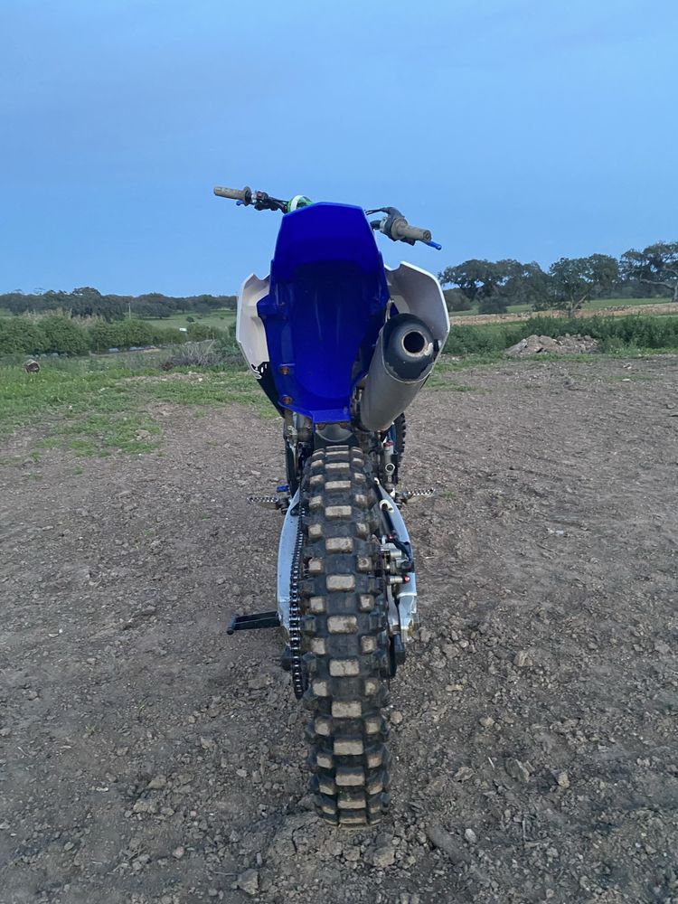 Yamaha YZF 250.