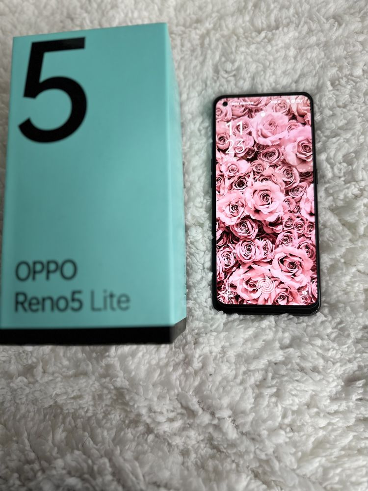 Telefon Oppo Reno 5lite