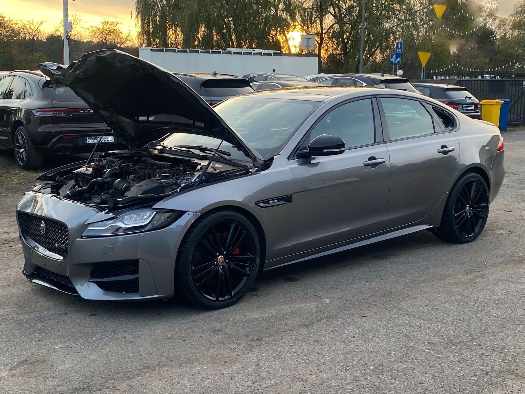 Jaguar XF 3.0 TDV6 Prestige Zarejestrowany w Polsce 03/2020 Meridian