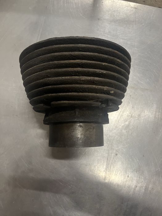 Cylinder Junak m10