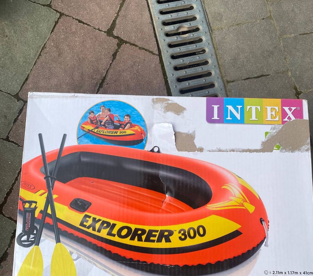 Продається надувний човен INTEX EXPLORER 300