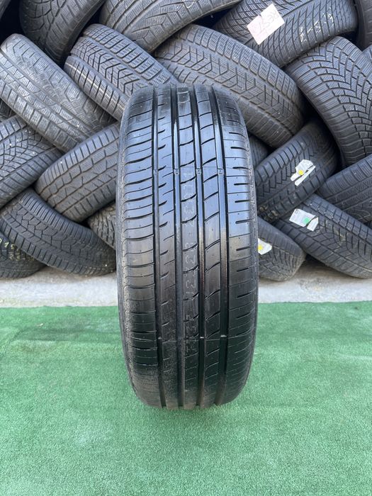 *Opona pojedynka Nexen 235/60/18