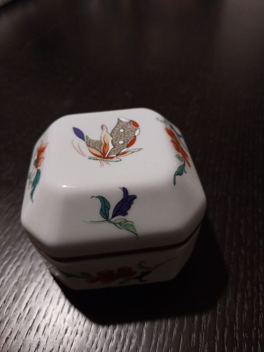 Caixa luanda, coleção samatra vista alegre.  Com caixa.