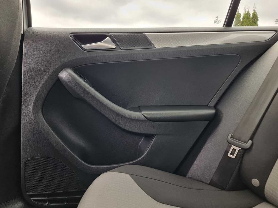 Продам  Volkswagen Jetta 2017. Можна в розстрочку, під викуп.