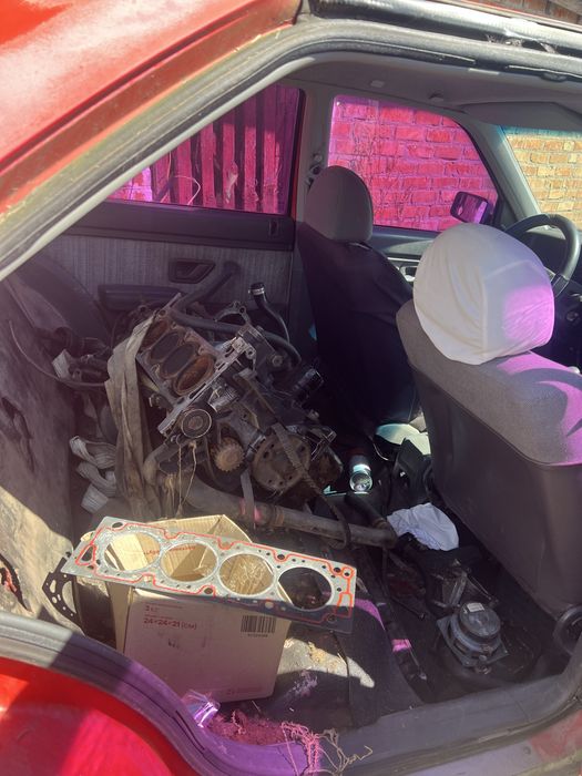 (ОБМІН НА ВАЗ) два пеже 405 під відновлення або на розбір